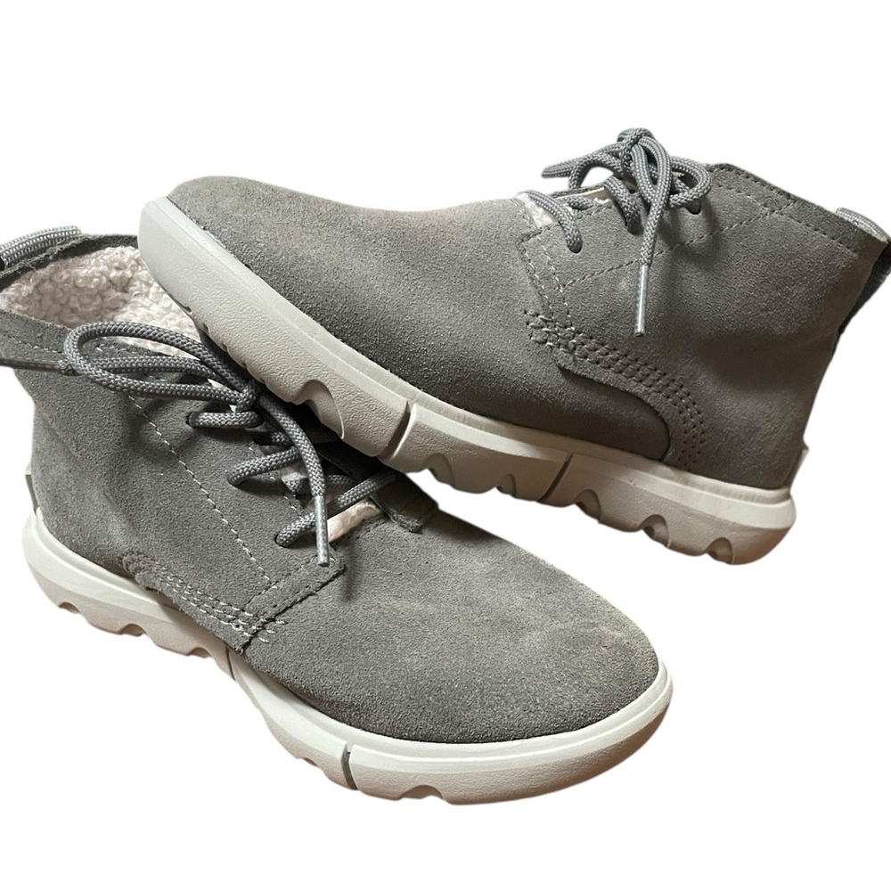 Sorel Women's Grey Suede Waterproof Sherpa Lined Winter Boots Size 6